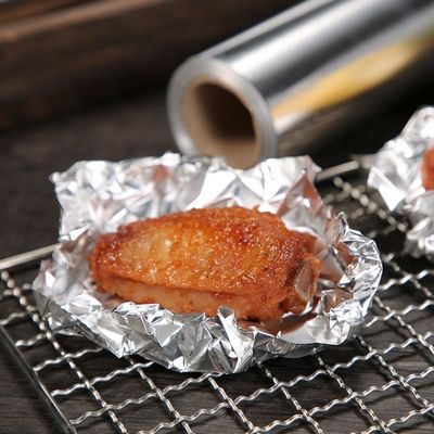 Customized Width Silver Aluminum Foil Roll for Kitchen Cooking and Chocolate Wrapping