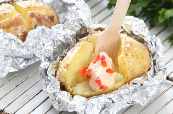 8011 Alloy Disposable Aluminum Foil Roll for Cooking and Baking Customized Thickness