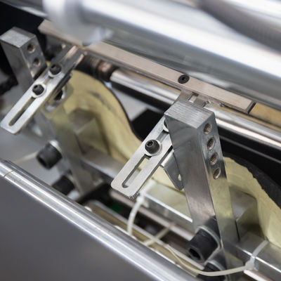4.5kw Aluminum Foil Automatic Rewinding Machine With Automatic labeling Tinfoil Bbq Paper Rewinder
