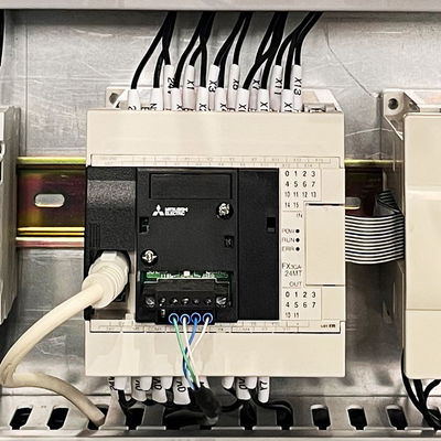 Short Label and Hot Glue System 4400*1500*2200mm Aluminum Foil Roll Rewinding Machine